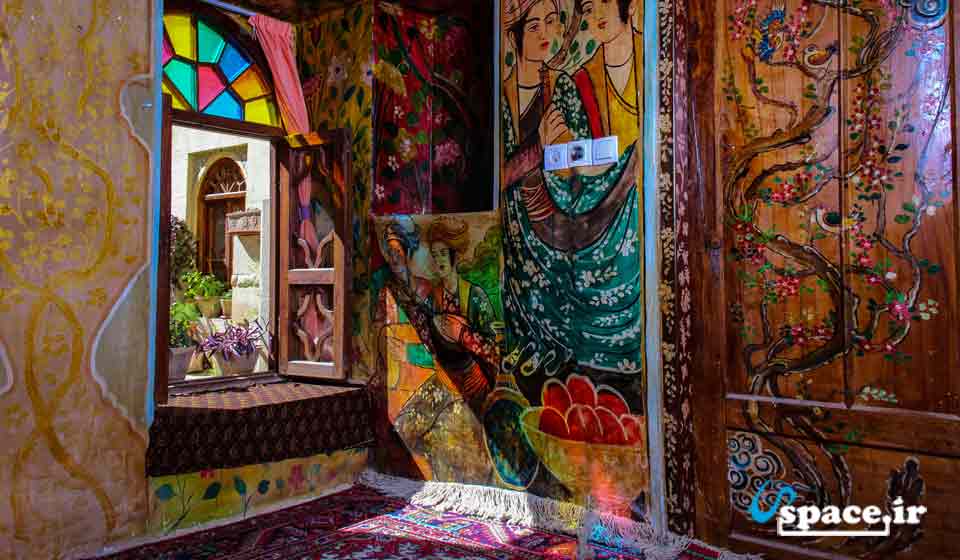 نمای اتاق اقامتگاه بوم گردی لوتوس - شیراز - فارس